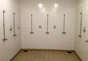 Dusche im Stade de France Salzgitter? Herford? Paris! Foto: J. Sorgatz